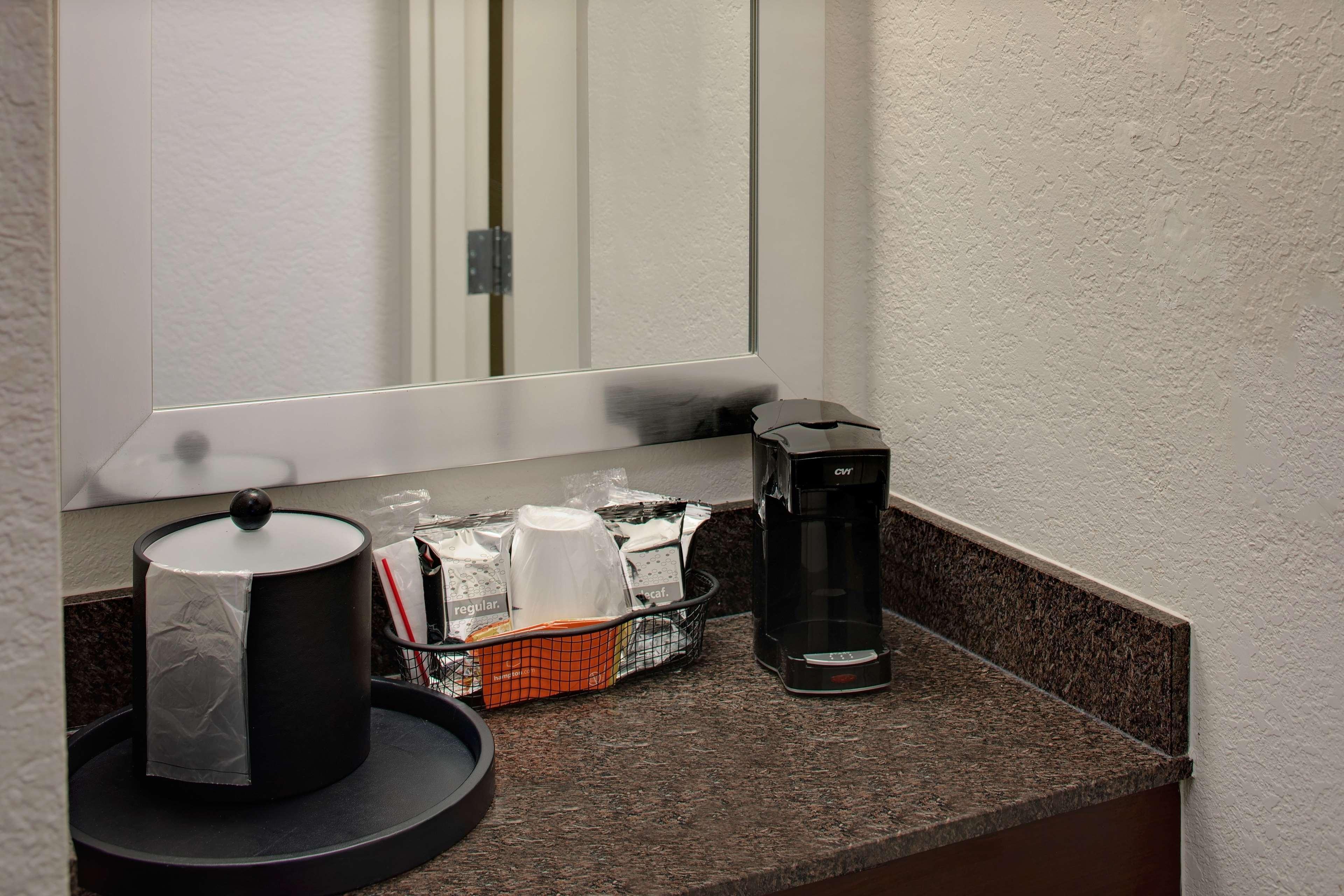 Hampton Inn Naples-Central Εξωτερικό φωτογραφία