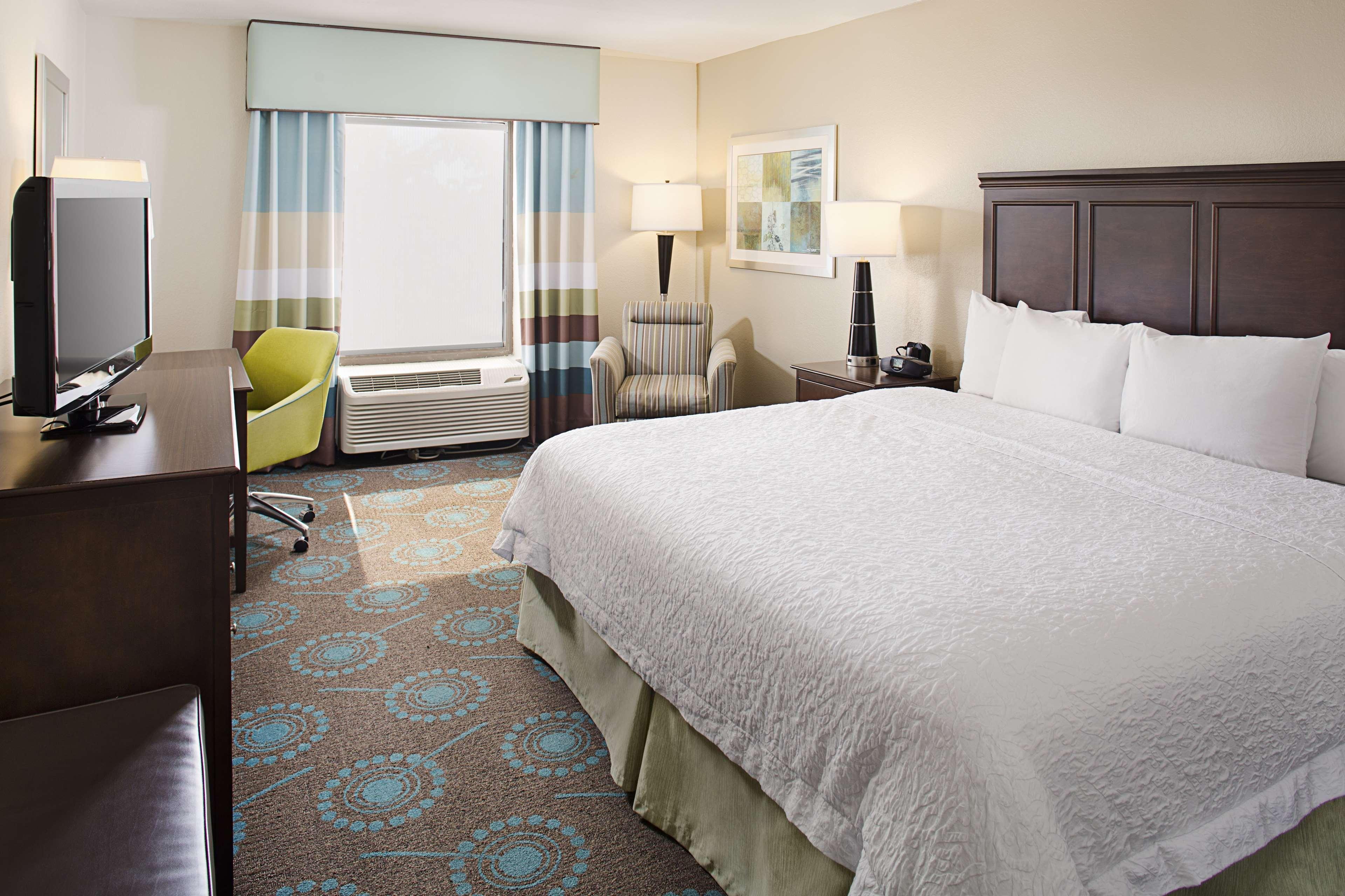 Hampton Inn Naples-Central Εξωτερικό φωτογραφία