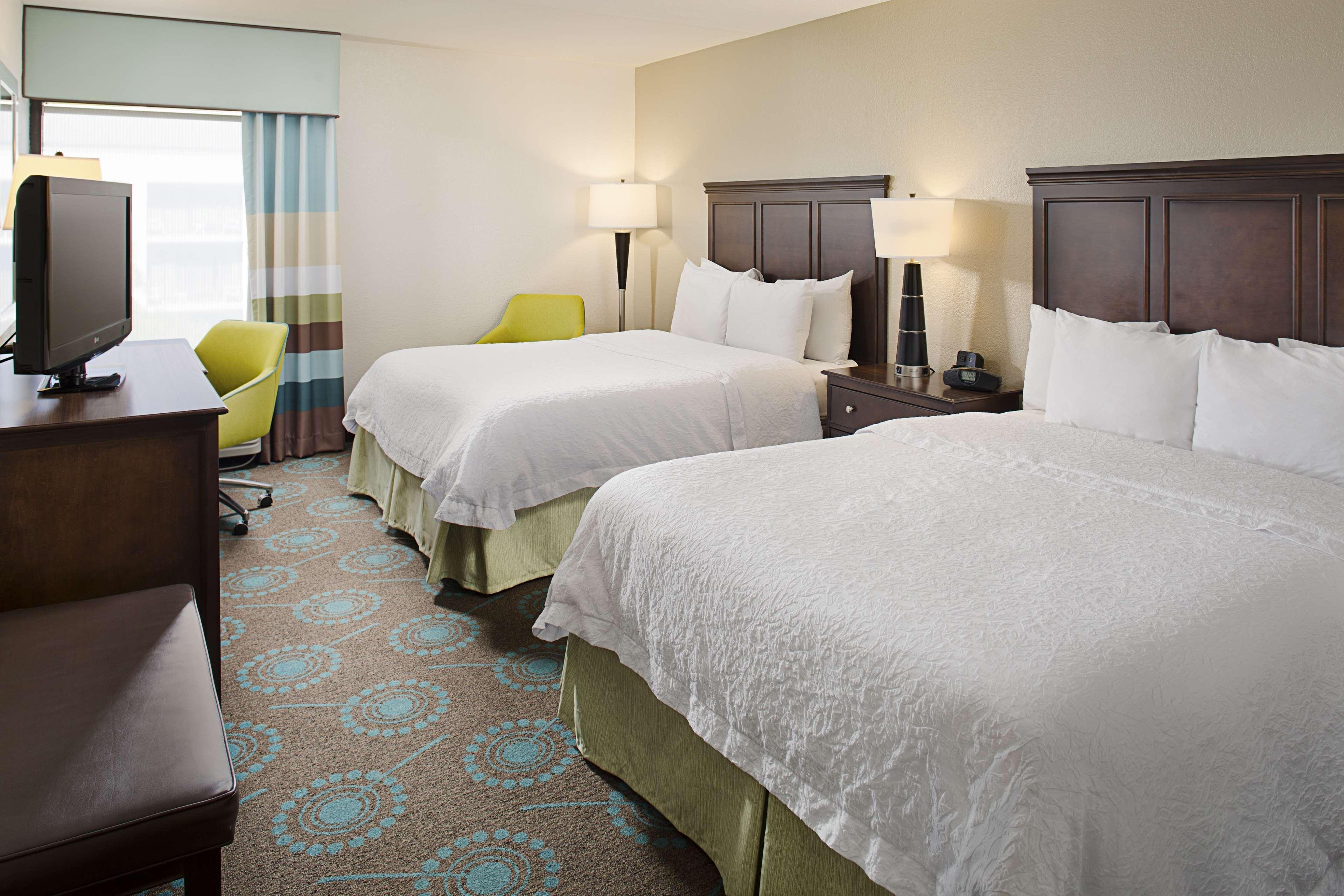 Hampton Inn Naples-Central Εξωτερικό φωτογραφία