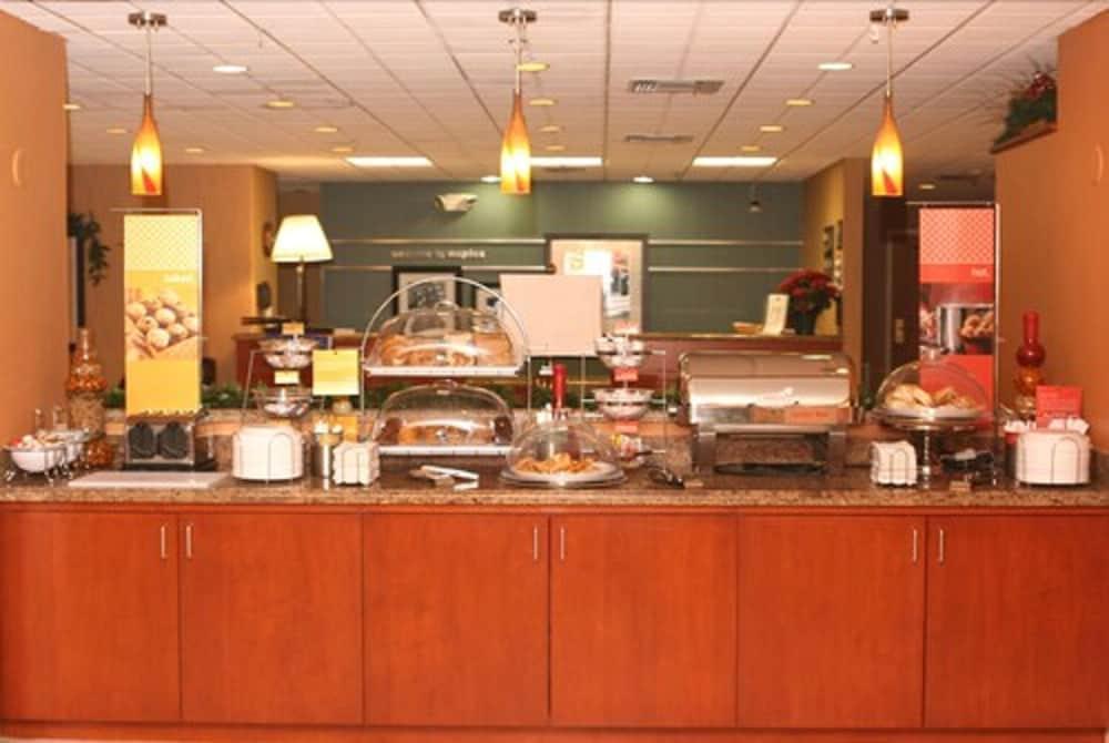 Hampton Inn Naples-Central Εξωτερικό φωτογραφία