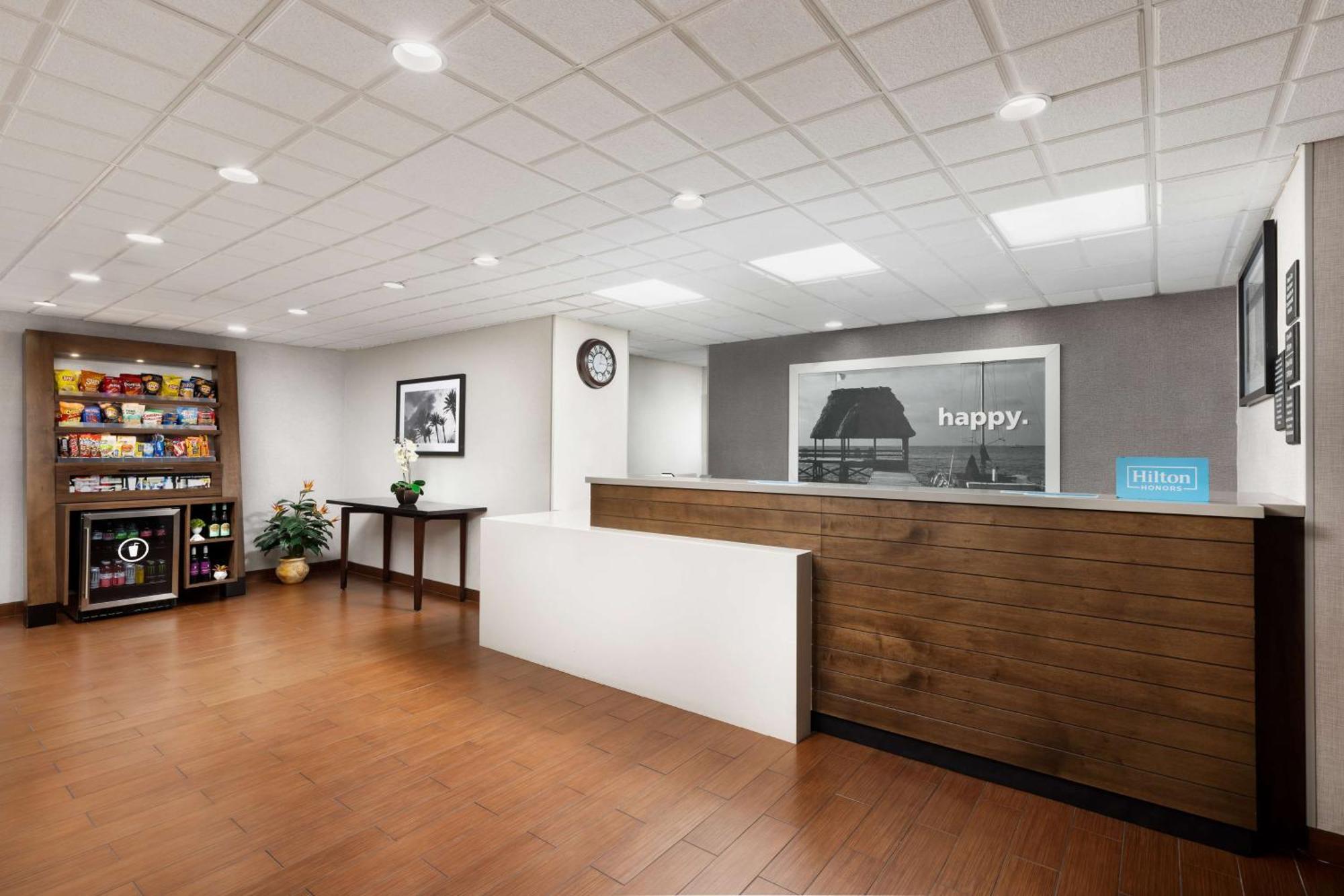 Hampton Inn Naples-Central Εξωτερικό φωτογραφία