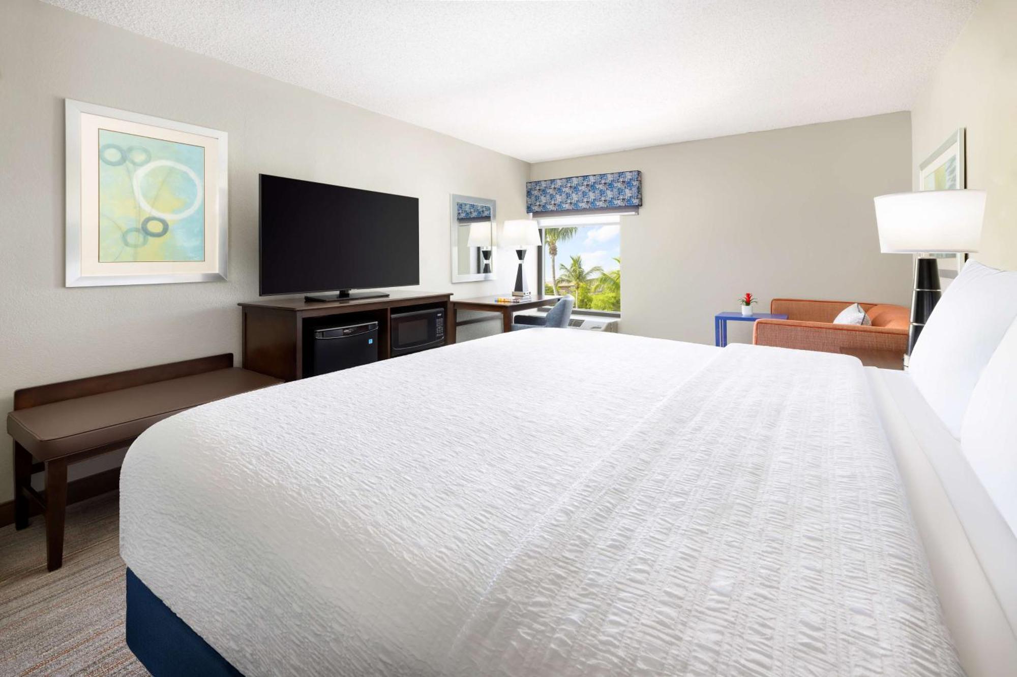 Hampton Inn Naples-Central Εξωτερικό φωτογραφία