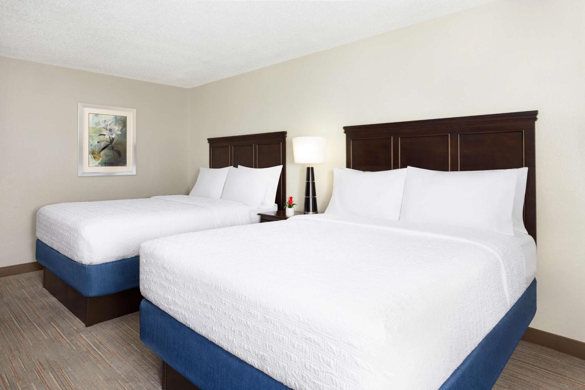 Hampton Inn Naples-Central Εξωτερικό φωτογραφία