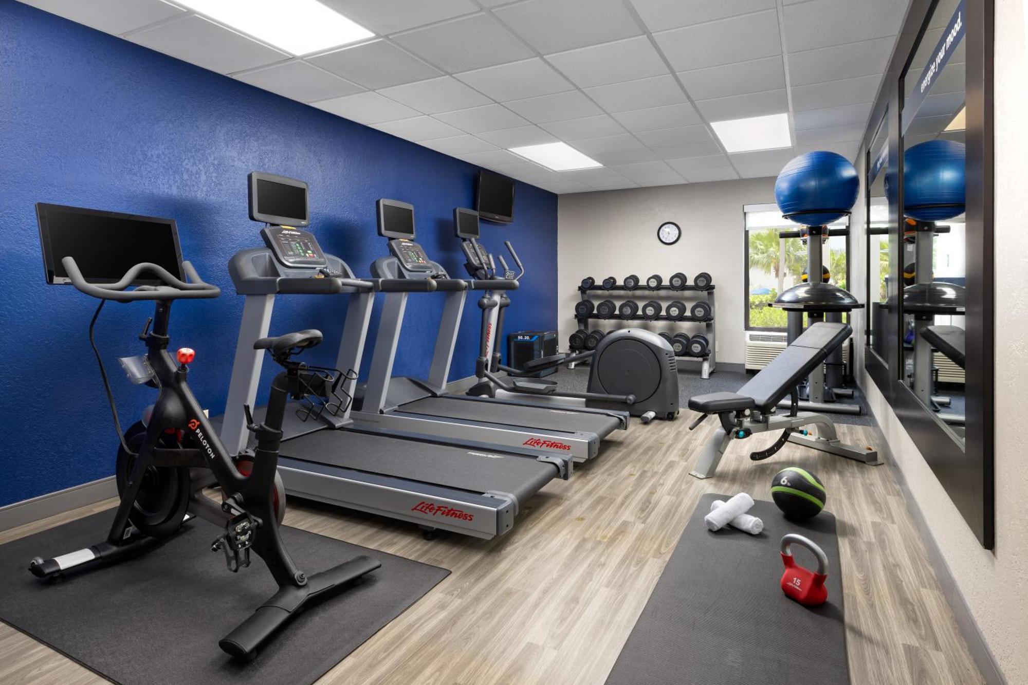 Hampton Inn Naples-Central Εξωτερικό φωτογραφία